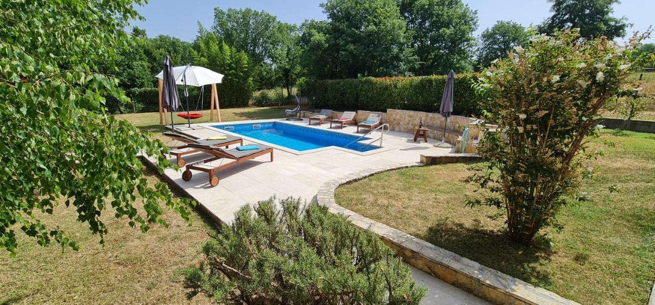 Sunny Garden Villa With Pool Loborika Exterior foto